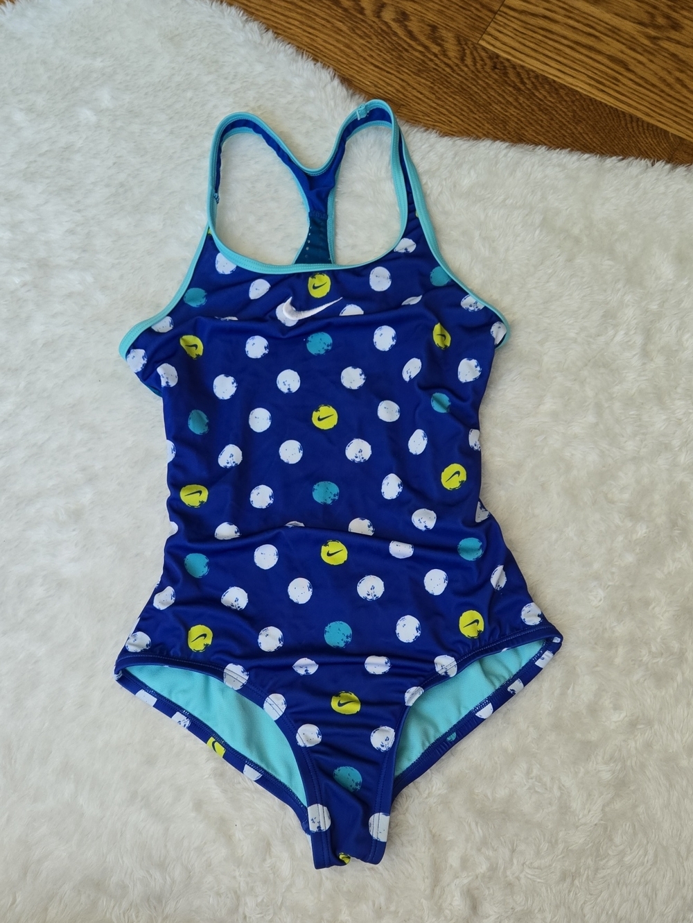 Nike One Piece Swimsuit, Girls Medium